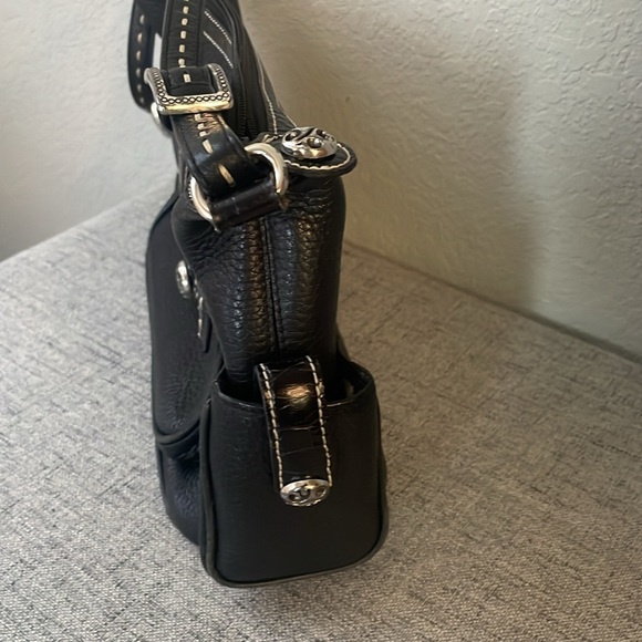 Black Brighton leather purse EUC - nice detail and pockets. - Picture 4 of 8